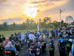 Komunitas Penyelam Berbagi Ribuan Takjil untuk Warga Ngabuburit di Batukaras