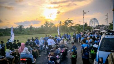 Komunitas Penyelam Berbagi Ribuan Takjil untuk Warga Ngabuburit di Batukaras