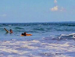 Wisatawan Mulai Padati Pantai Barat Pangandaran, Tiga Orang Terseret Arus di Hari Pertama Libur Lebaran 2026