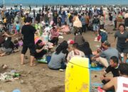 Pantai Pangandaran Tetap Jadi Primadona Libur Lebaran 2026, Ratusan Ribu Wisatawan Padati Destinasi Favorit Jawa Barat
