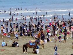 Pendapatan Pariwisata Pangandaran Tembus Rp20 Miliar, Lebih dari 1,1 Juta Wisatawan Kunjungi Hingga Awal April 2026