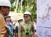 Pangandaran Kebut Infrastruktur, Bupati Pantau Langsung Jembatan Penghubung 2 Kecamatan di Putrapinggan