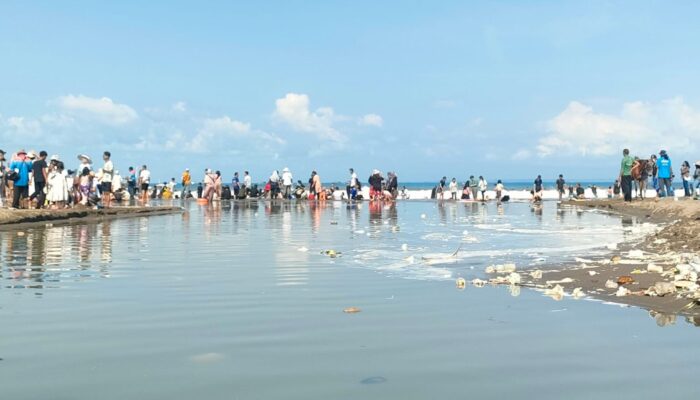 Ketua DPRD Pangandaran Dorong Percepatan RIPS dan Pengadaan Kapal Pembersih Laut untuk Atasi Persoalan Sampah