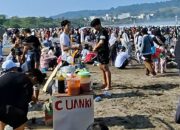Libur Sekolah, Wisata Pangandaran Membludak, Jalan Menuju Pantai Macet Total