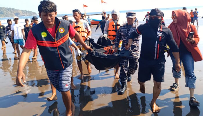 Tim SAR Gabungan Temukan Korban Laka Laut Pantai Barat Pangandaran Hari Ke-4 Pencarian
