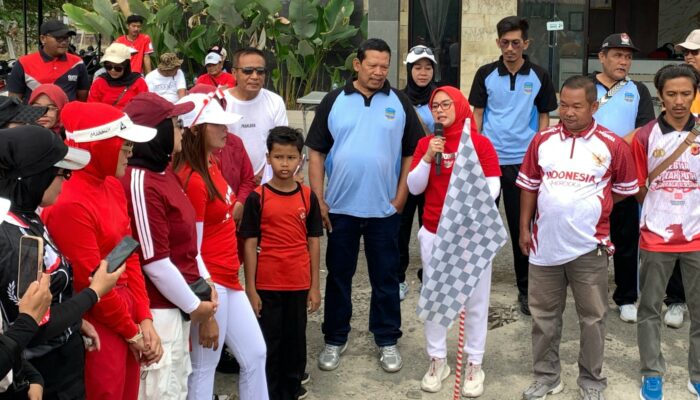 Ribuan Warga Parigi Meriahkan Jalan Sehat Desa 2026 Sepanjang 5,8 KM, Dilepas Langsung Bupati Pangandaran