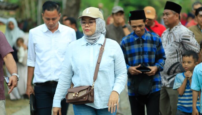 Viral Warga Pangandaran Utang Material Demi Jalan, Anggota DPR Turun Tangan Kirim Bantuan