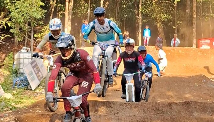 Ratusan Pembalap Jajal Sirkuit Purbakala di Latber Milangkala Ke-121 Desa Batukaras